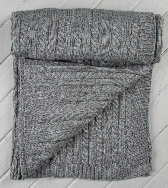 Вязаный плед косы гладь серый жемчуг 160х240 см