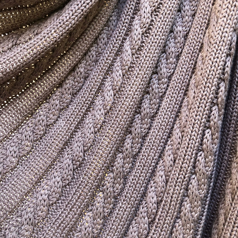 Вязаный плед капуччино