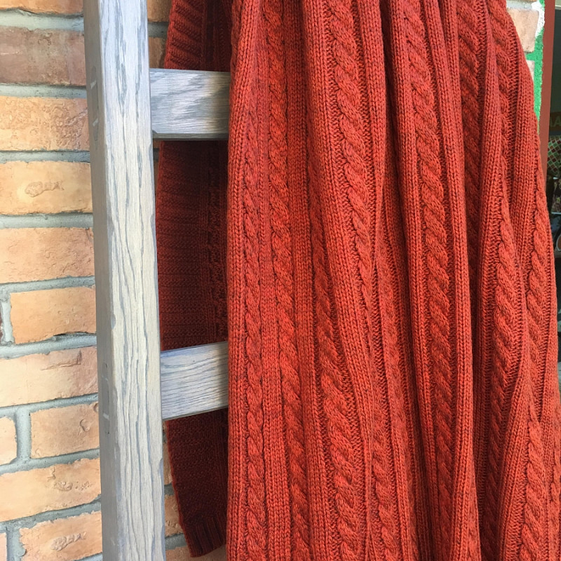 Вязаный плед косы гладь терракот