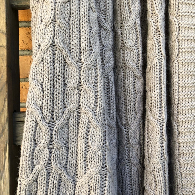 Вязаный плед-покрывало 200-240 см