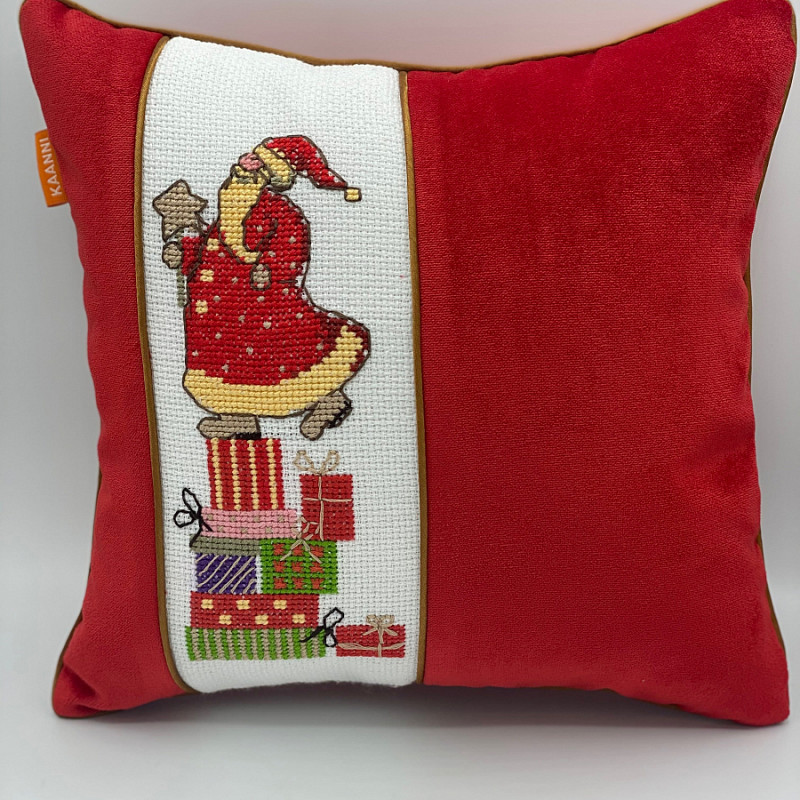 Гора рождественских подарков 30х30 см