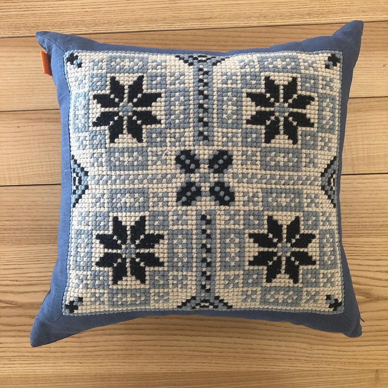 Четыре звезды Богородицы в синем 45х45 см