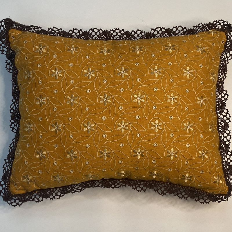 Золотое шитье 40х30 см