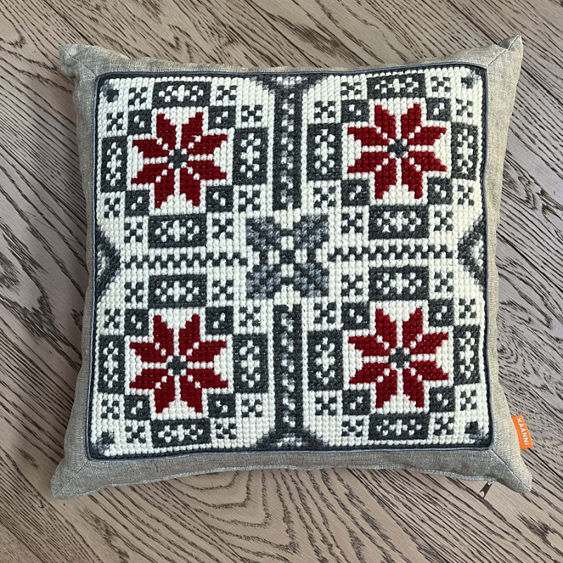 Чотири червоних Зірки Богородиці