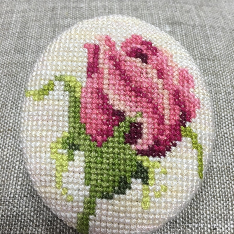 Роза экрю овал