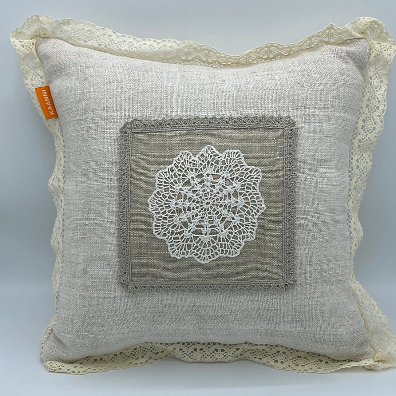 Нежное прикосновение 32х32 см