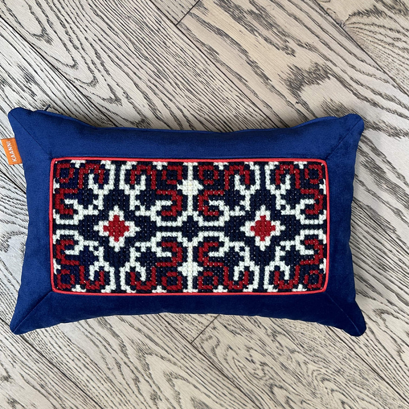 Старовинний килим