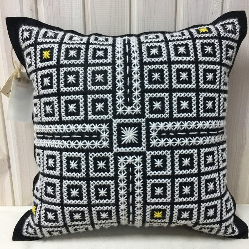 Черно-белая фантазия