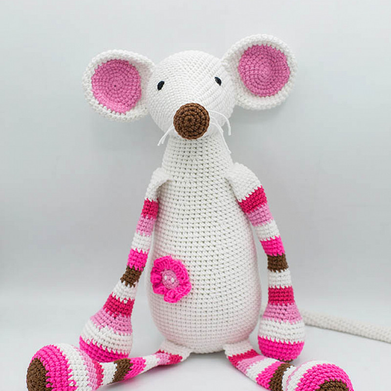 Мышка белоснежная 45 см