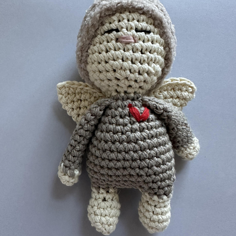 Янгол охоронець коричневий