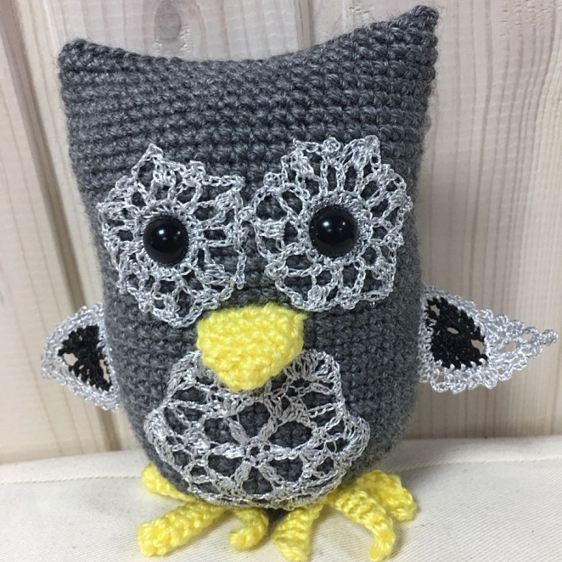 Вязаная игрушка ручной работы Сова