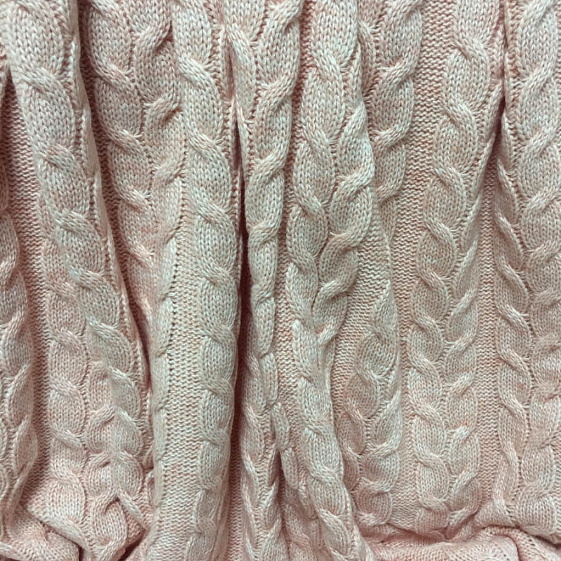 Плед вязаный в косы розовый