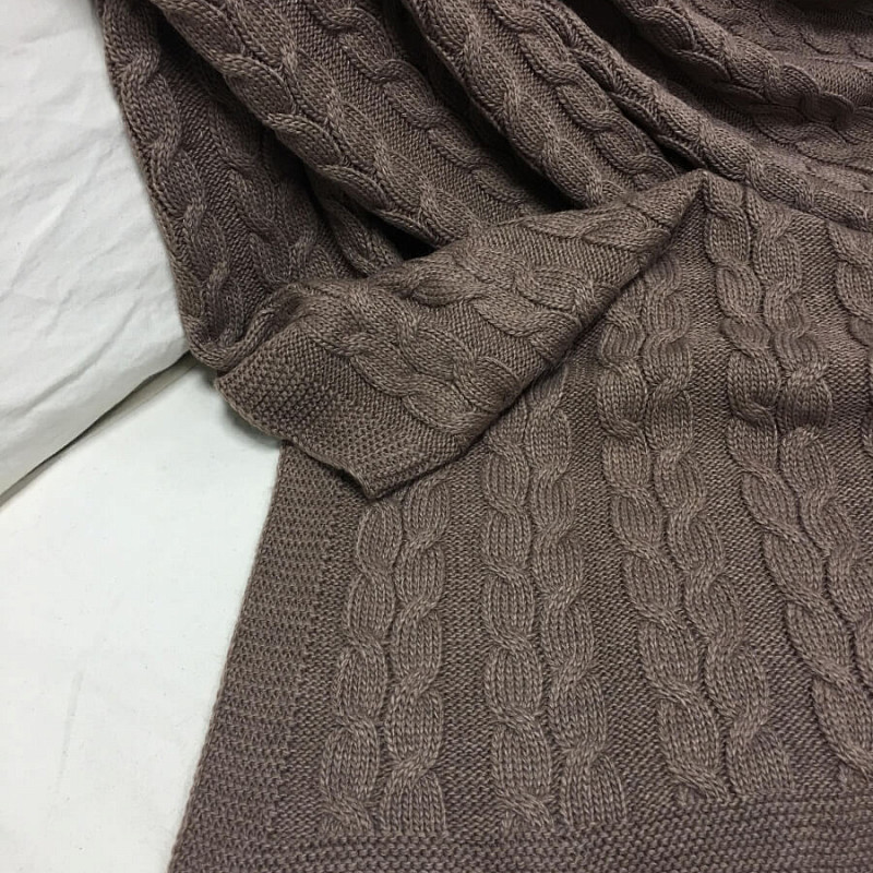 Плед вязаный в косы цвет какао