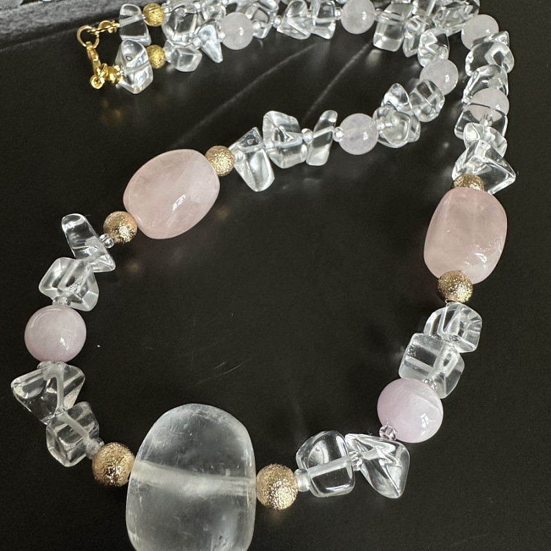 Крижана троянда