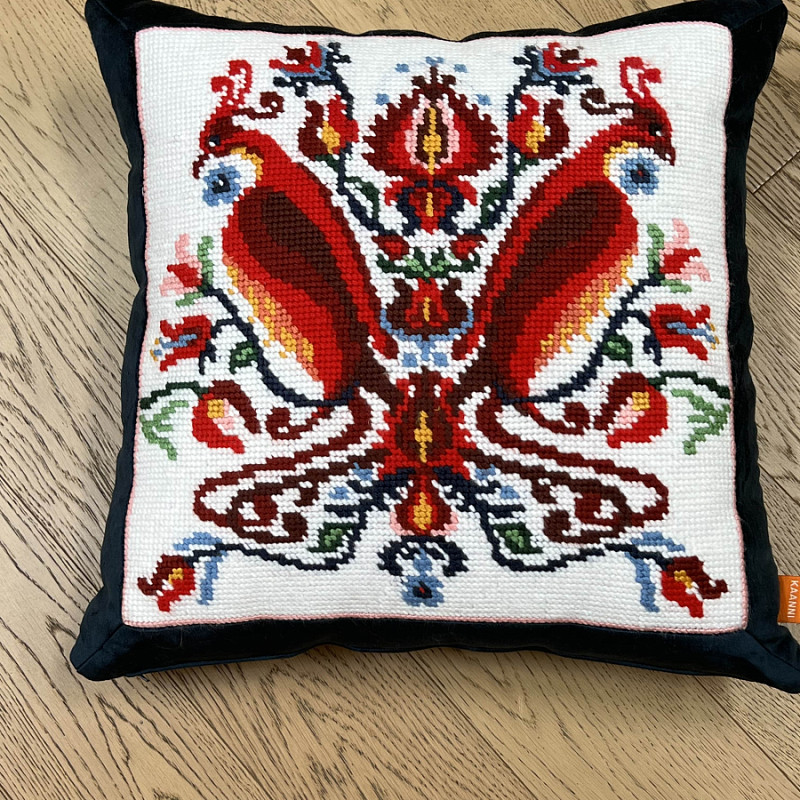 Райські птахи оберіг