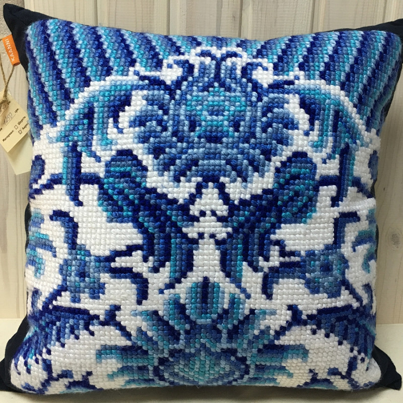 Сине-белые цветы гжель